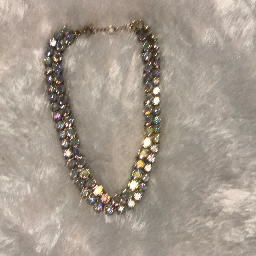 SOLD!!J CREW NECKLACE💫